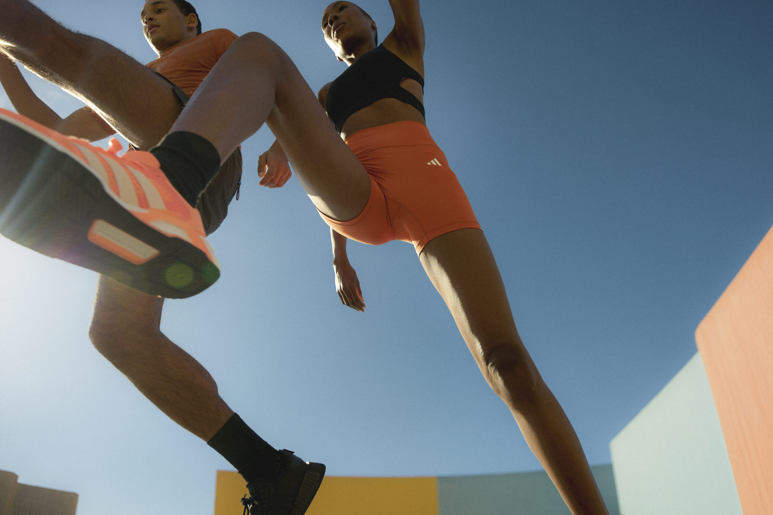 KLA2604_Running_Duo_Jump_DSC05935_01